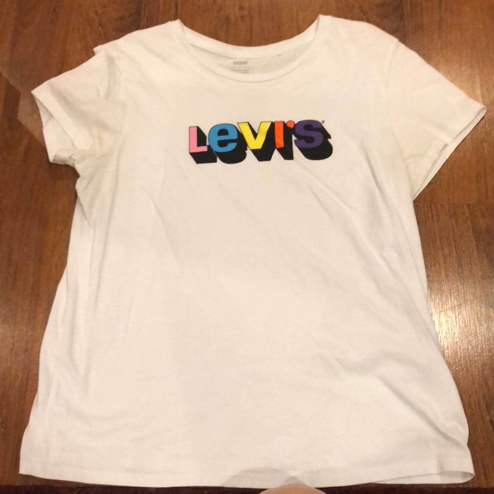 levi’s t